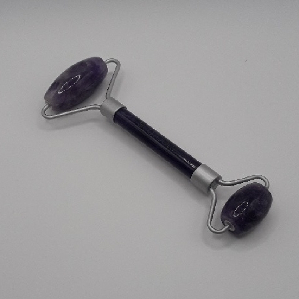 NWOT Amethyst Crystal Facial Roller